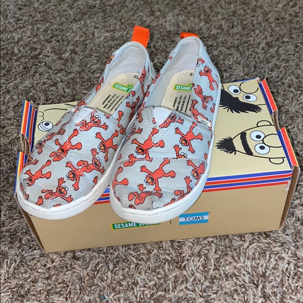 Decent used Elmo Toms